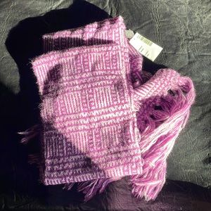 New with tag Purple Scarf